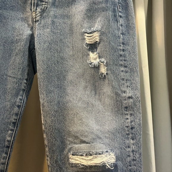 GAP Light Blue Distressed Women Jeans - Picture 2 of 7